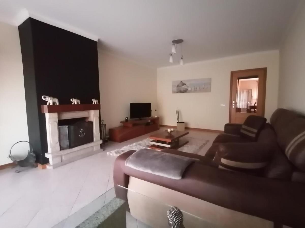 Apartamento Rua Da Amizade フェルゲイラス エクステリア 写真